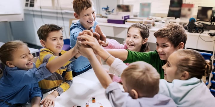 lifestyle-stem-teamwork-stem-social