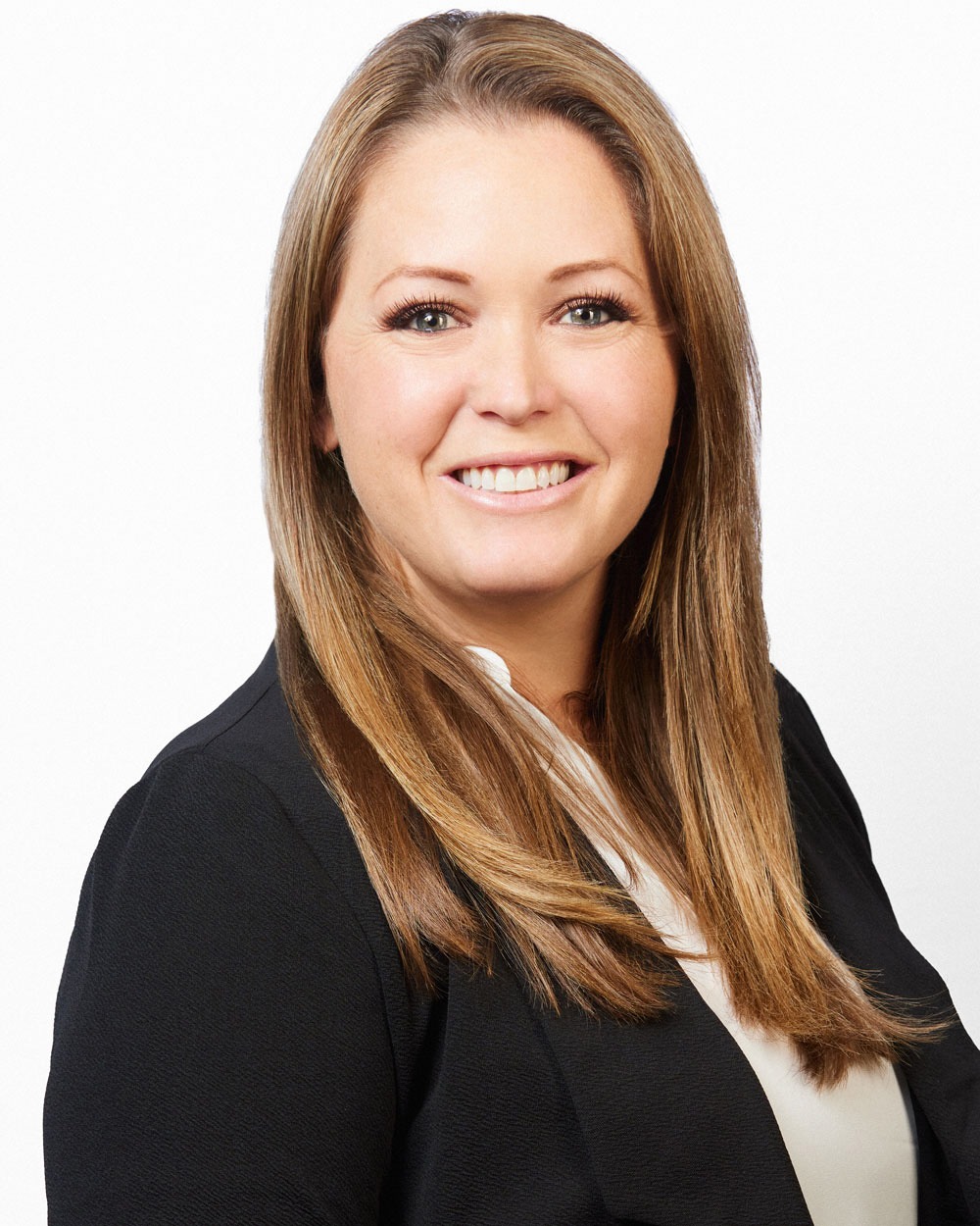 Emily Cook headshot