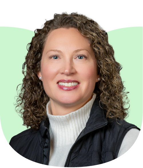 SabrinaBently_Headshot_Petal (1)